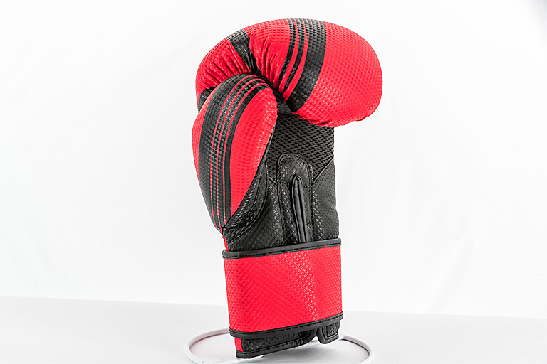 UFC PRO Performance Rush 14 Oz - красные